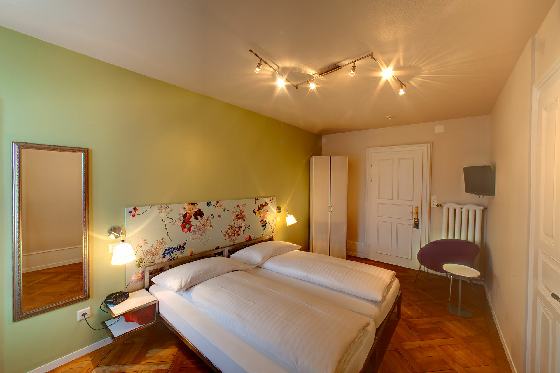 Boutique Bellevue Hotel 4*